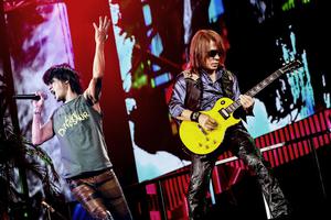 B'z LIVE-GYM Pleasure 2018 -HINOTORI-